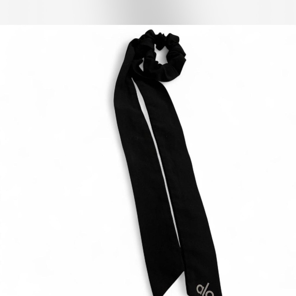ALO Yoga Elegant Black Hair Tie